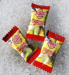 Die Durianfrucht wird h�ufig auch als Stink- oder K�sefrucht bezeichnet.