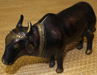 Indische Kuh aus Bronze
