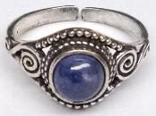Finerring mit Lapislazuli